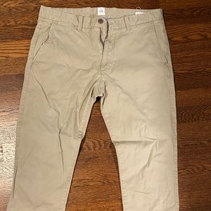 Gap Men’s Khakis, Slim Fit 33W x 30L